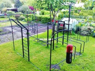 OUTDOOR FITNESS COURT